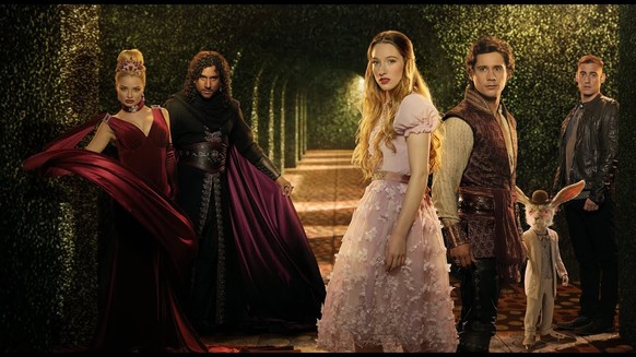 Sophie Lowe and Peter Gadiot in Once Upon a Time in Wonderland (2013)