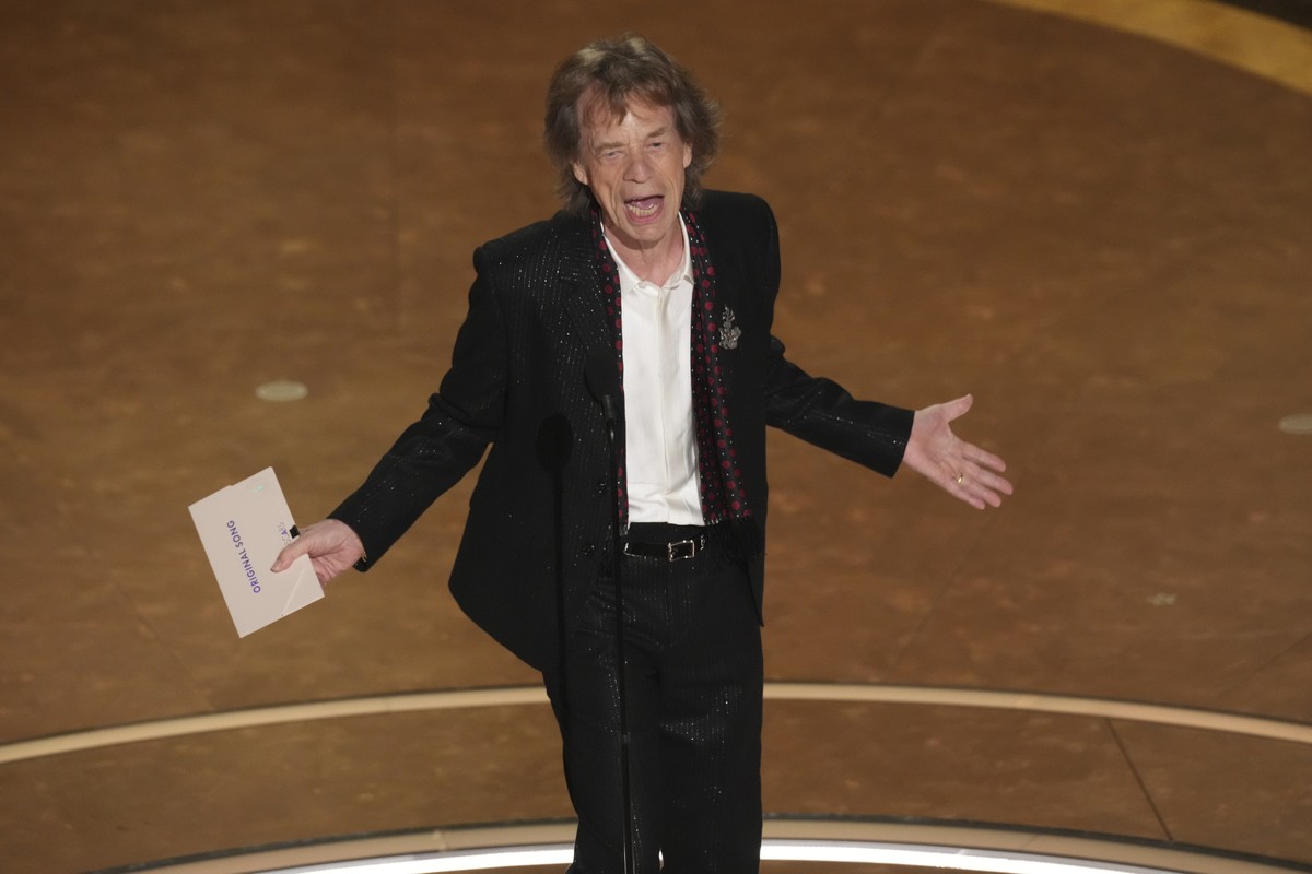 Mick Jagger presents the award for best original song during the Oscars on Sunday, March 2, 2025, at the Dolby Theatre in Los Angeles. (AP Photo/Chris Pizzello)
Mick Jagger