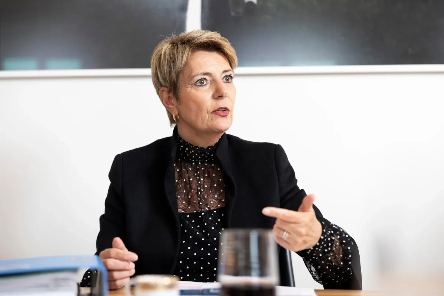 «Einiges war wahr, anderes war unwahr»: Bundespräsidentin Karin-Keller Sutter über die Berichterstattung zum Telefonat mit US-Präsident Donald Trump (Bild aufgenommen am 10. April 2024 in Bern).