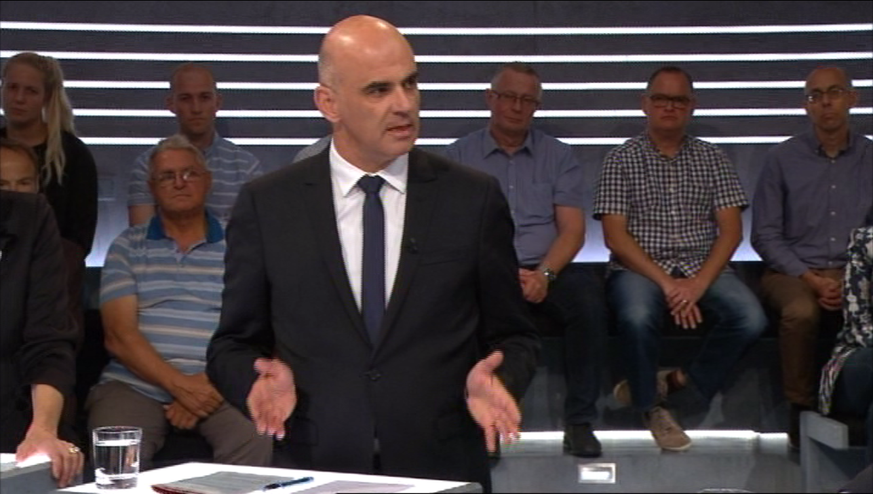 Bundesrat Alain Berset trat in der Fair-Food-«Arena» gegen die Initianten und damit gegen seine eigene Partei an.