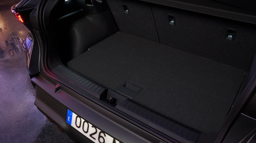 Kofferraum: Ein doppelter Ladeboden schafft Ordnung.