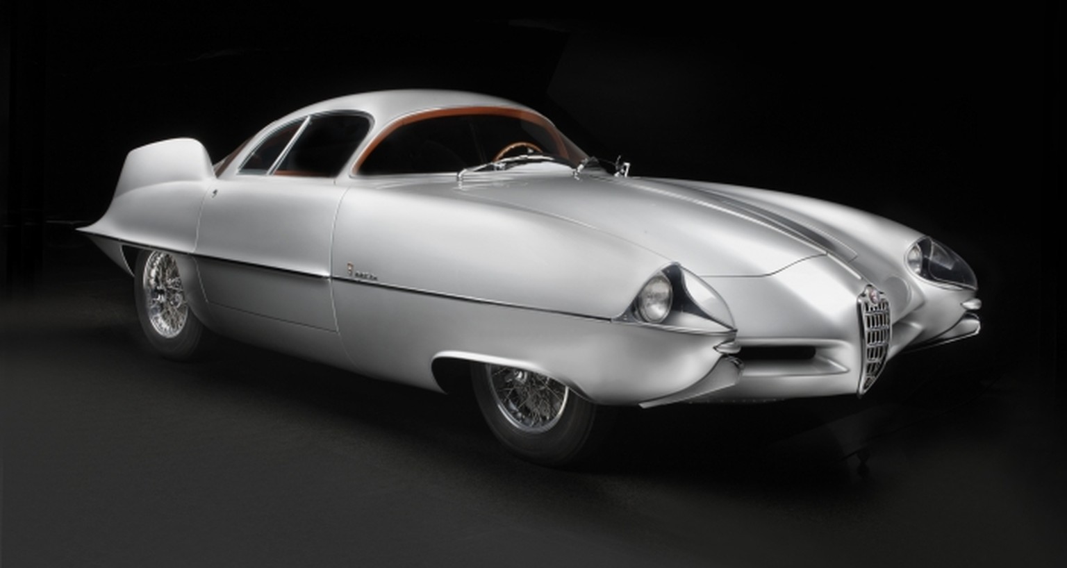 alfa romeo bat 9 1955 auto retro design italien 
https://fristartmuseum.org/misc/1955-alfa-romeo-bat-9