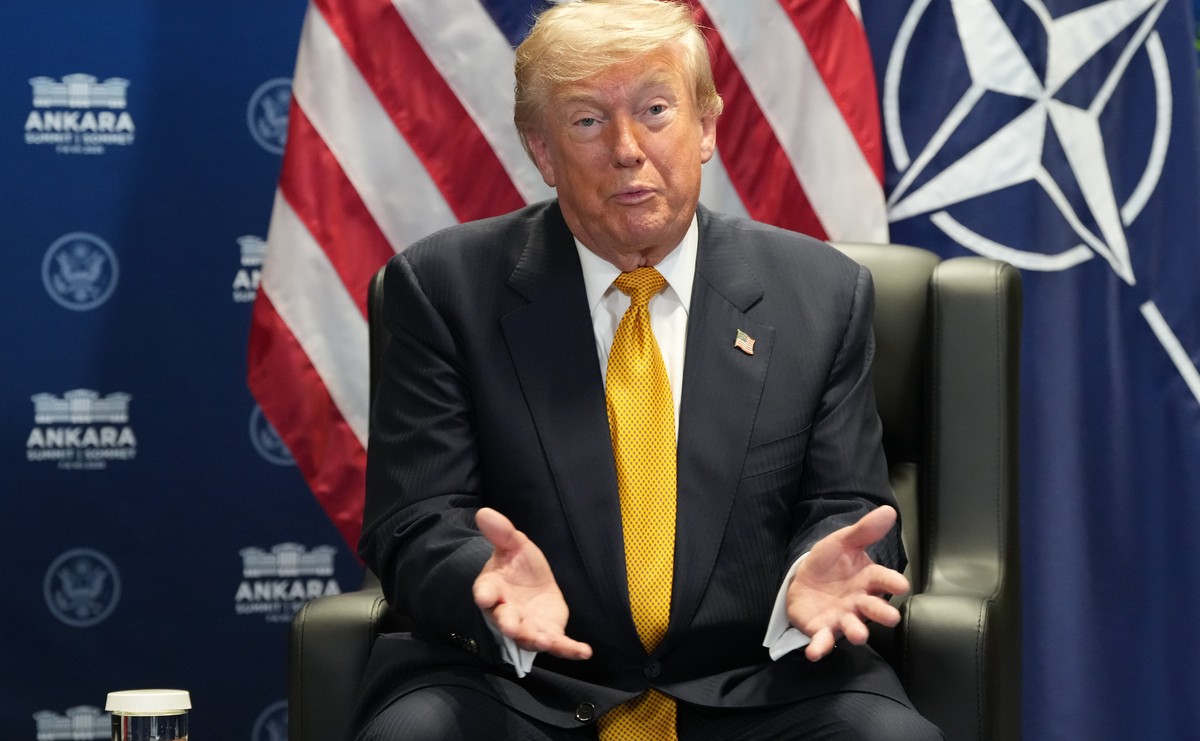 U.S. President Donald Trump meets with NATO Secretary General Mark Rutte on the sidelines of NATO meeting at the Bestepe Presidential complex, in Ankara, Turkey, Wednesday, July 8, 2026. (AP Photo/Ale ...