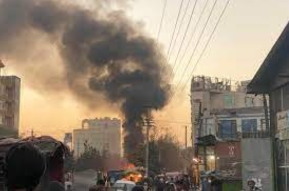 Smoke rises after IS attack in Kabul