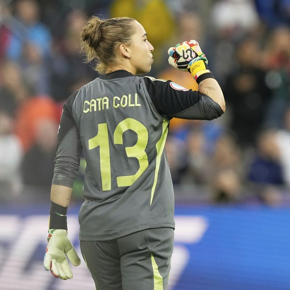Spain goalkeeper Catalina Coll celebrates during a penalty shootout of the Women&#039;s Euro 2025 final soccer match between England and Spain at St. Jakob-Park in Basel, Switzerland, Sunday, July 27, ...