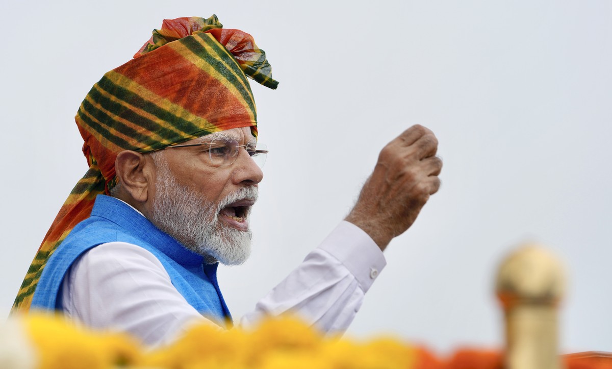 Indian Prime Minister Narendra Modi addresses the nation from the 17th century Mughal-era Red Fort monument during the country's Independence Day celebrations in New Delhi, India, Thursday, Aug.  ...