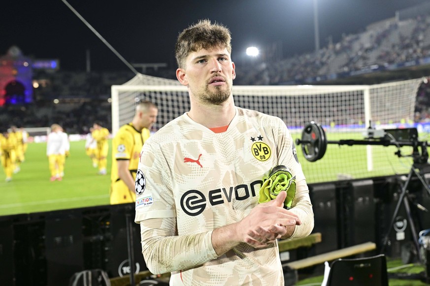Gregor Kobel 1 Borussia Dortmund, FC Barcelona, Barca vs. Borussia Dortmund, Fussball, Champions League, Viertelfinale, 09.04.2025 Barcelona Katalonien Spanien *** Gregor Kobel 1 Borussia Dortmund , F ...
