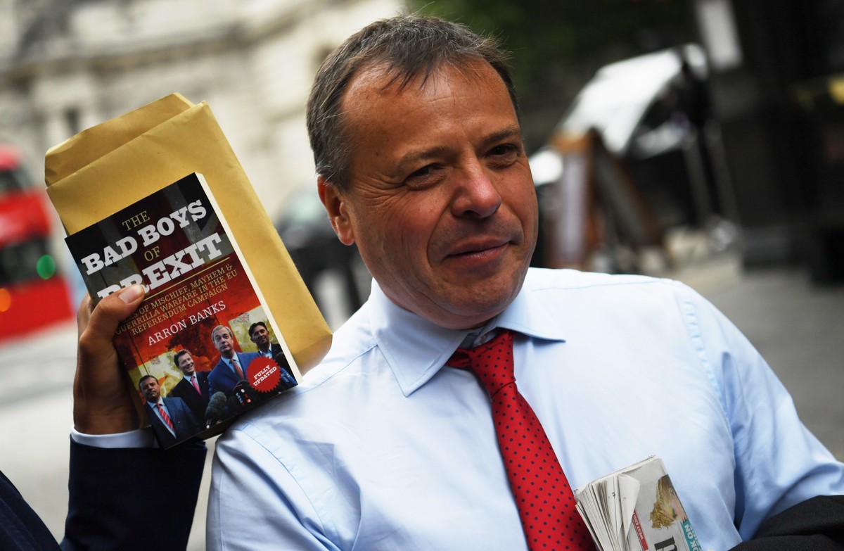 epaselect epa06801913 Leave.EU Brexit campaign co-founder Arron Banks on his arrival to face questions by members of the British Parliament, Digital, Culture, Media and Sport committee, at Portcullis  ...