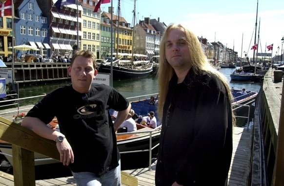 SCANPIX SWEDEN, 2001-05-11. Melodifestivalen 2001, Köpenhamn, Danmark. Bilden: Henrik Sethsson t.h. Thomas G:son skrev det svenska bidraget till Eurovision song Contest Listen To Your Heartbeat. Stads ...