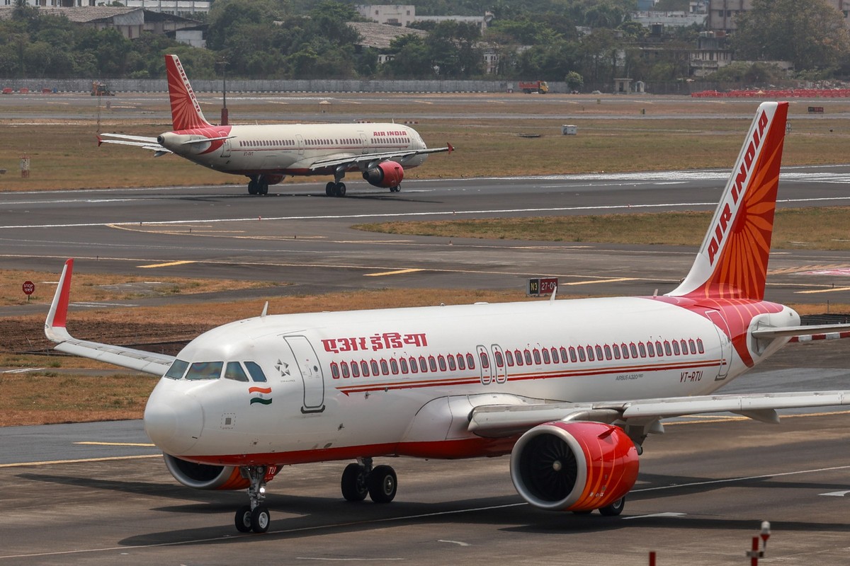 epa12953011 An Air India aircraft is ready to take off at the Chhatrapati Shivaji Maharaj International Airport in Mumbai, India, 13 May 2026. India's Aircraft Accident Bureau (IAAB) is to releas ...