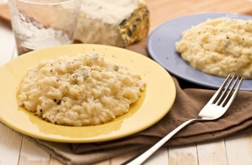 https://buoningrediente.it/2018/04/18/risotto-con-gorgonzola/ risotto reis gorgonzola ai quattro formaggi italien food essen