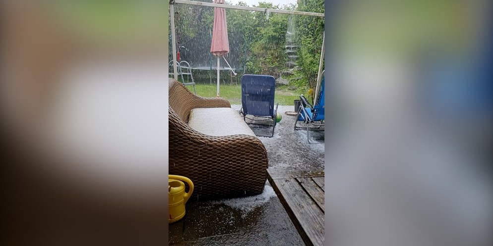 Eiskalte Hagelkörner statt wonnige Mai-Sonne: Das Wetter in der Deutschschweiz lässt auch diese Woche zu wünschen übrig. Es wird grösstenteils nass und kalt, dabei kann es auch immer wieder kräftige G ...