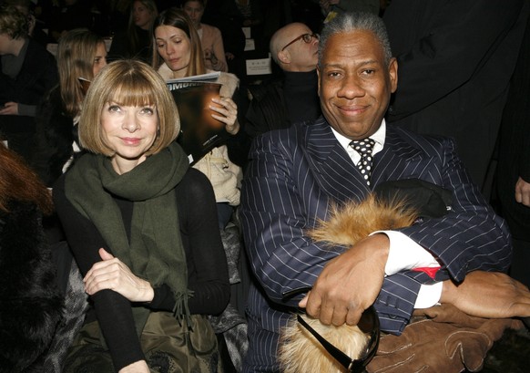 FILE - Vogue editor-in-chief Anna Wintour and Vogue editor at large André Leon Talley, right, attend the presentation of the Oscar de la Renta fall 2007 collection, on Feb. 5, 2007, during Fashion Wee ...