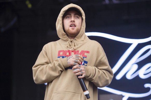 FILE - Mac Miller performs on Oct. 2, 2016, at The Meadows Music and Arts Festivals at Citi Field in Flushing, N.Y. An Arizona man accused of supplying the dealer who sold Miller the drugs that killed ...