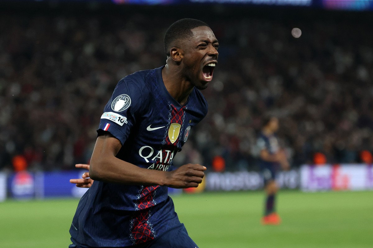 epa12920289 Ousmane Dembele of PSG celebrates scoring the 3-2 goal during the UEFA Champions League semi-final match between Paris Saint-Germain and Bayern Munich in Paris, France 28 April 2026. EPA/M ...