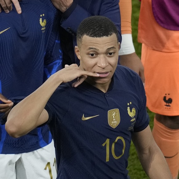 France&#039;s Kylian Mbappe gestures at the end of the World Cup round of 16 soccer match between France and Poland, at the Al Thumama Stadium in Doha, Qatar, Sunday, Dec. 4, 2022. (AP Photo/Christoph ...