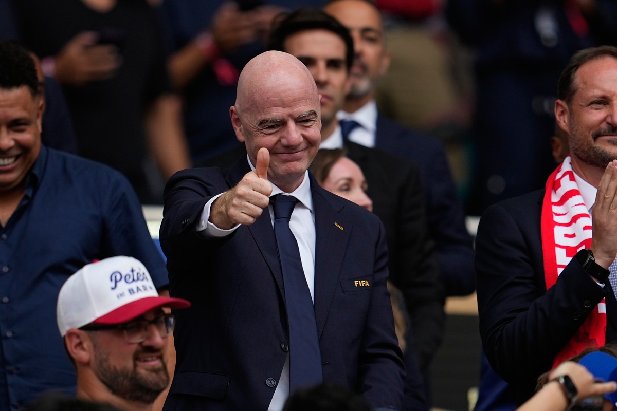 FIFA President Gianni Infantino attends the World Cup quarterfinal soccer match between Norway and England in Miami Gardens, Fla., Saturday, July 11, 2026. (AP Photo/George Walker IV)
Gianni Infantino