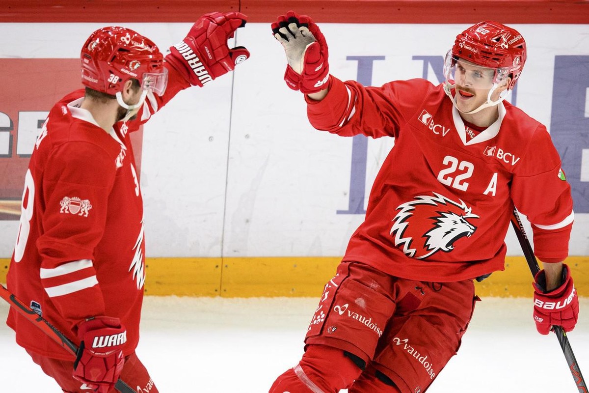 Christoph Bertschy (à droite) joue encore à Lausanne cette année. Il rejoindra Fribourg la saison prochaine.
