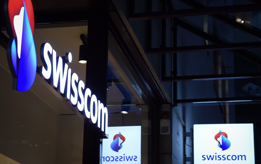 ARCHIVBILD ZUM QUARTALSERGEBNIS DER SWISSCOM, AM DONNERSTAG, 31. OKTOBER 2019 ---- Swisscom Shop von aussen, fotografiert am Freitag, 19. Januar 2018, in Zuerich Oerlikon. Die Swisscom kaempft seit Ta ...