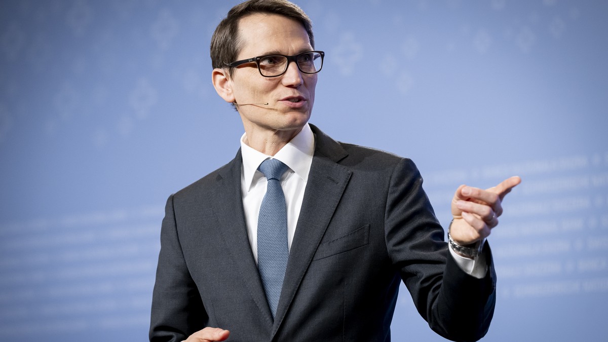 epa11692064 Chairman of the Governing Board of the Swiss National Bank (SNB), Martin Schlegel, addresses the media at a press conference regarding a new series of banknotes, in Bern, Switzerland, 30 O ...