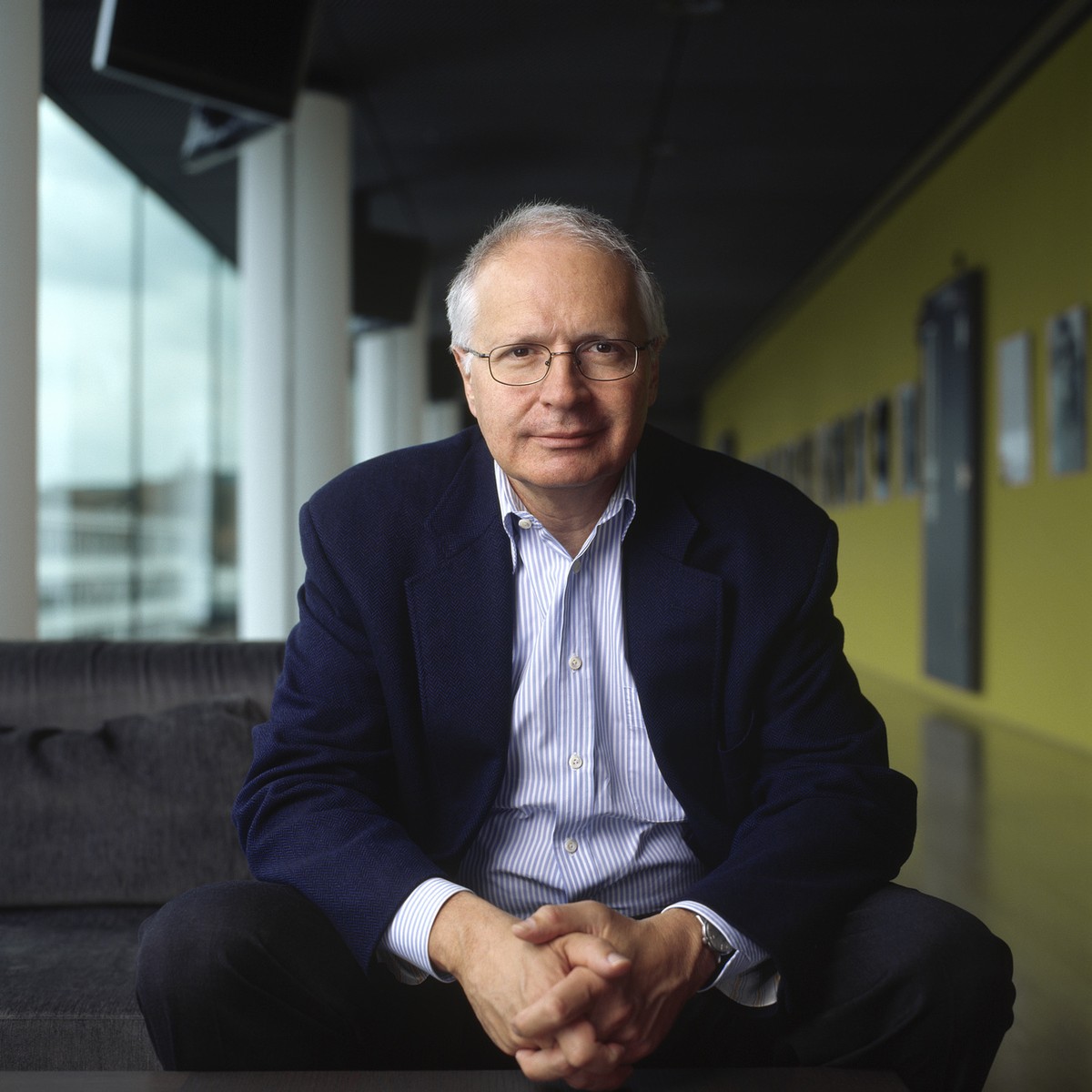Portrait of Rudolf Matter, designated director of Swiss radio and television "Schweizer Radio und Fernsehen (SRF)", pictured on September 27, 2010, at the headquarters of Swiss Television in ...
