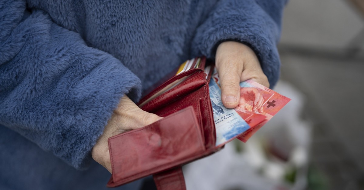 experten-diskutieren-ber-zukunft-von-bargeld-und-geldautomaten-in-der-schweiz