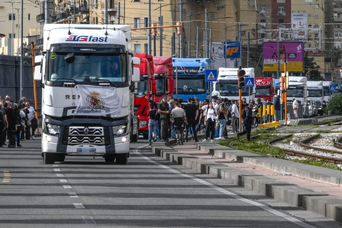 Un barrage routier à Naples.