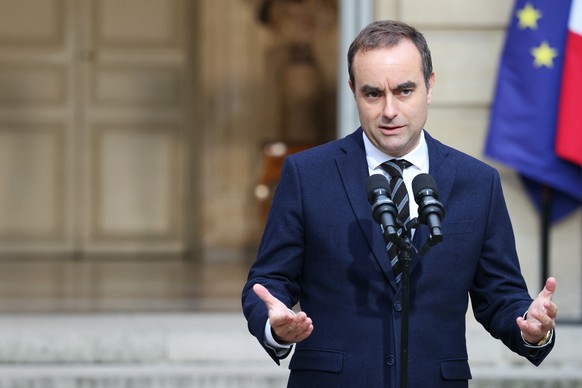 epa12426719 French Prime Minister Sebastien Lecornu delivers a statement at the Hotel Matignon in Paris, France, 03 October 2025, ahead of consultations with political parties before the announcement  ...