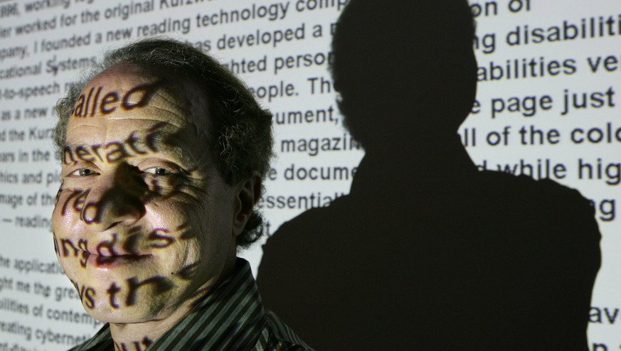 Ray Kurzweil:&nbsp;<a href="http://de.wikipedia.org/wiki/Menschheit_2.0" target="_blank">«Die Singularität naht»</a>.