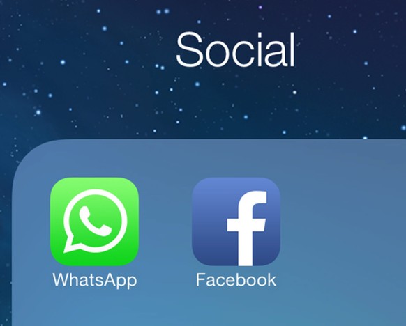 Übernahme genehmigt: Facebook darf WhatsApp kaufen.