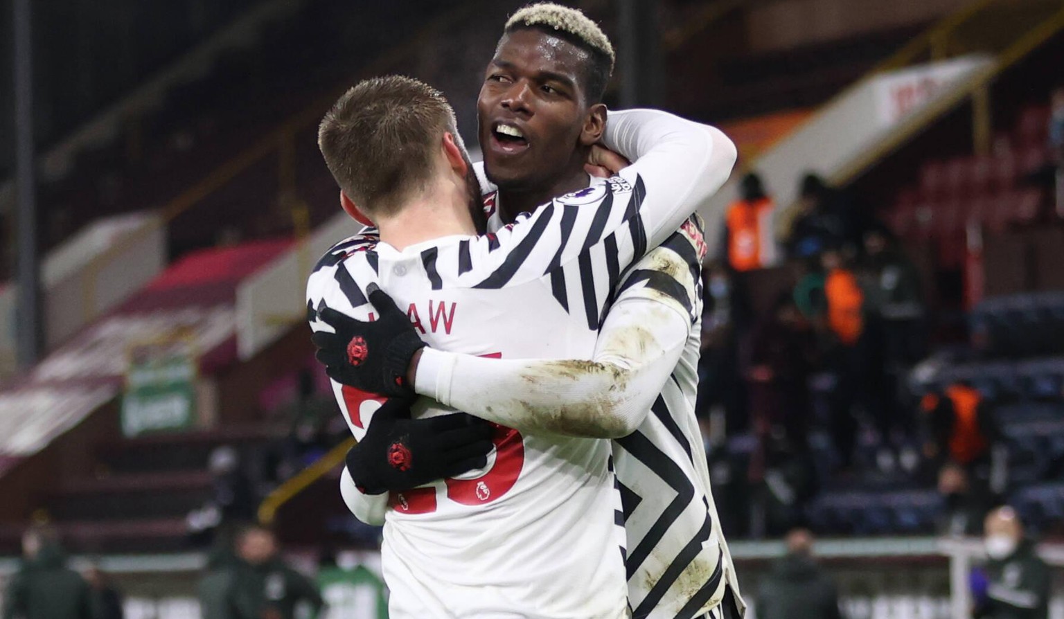 Sport Bilder des Tages Burnley v Manchester United, ManU - Premier League - Turf Moor Manchester United s Paul Pogba celebrates scoring his side s first goal of the game during the Premier League matc ...