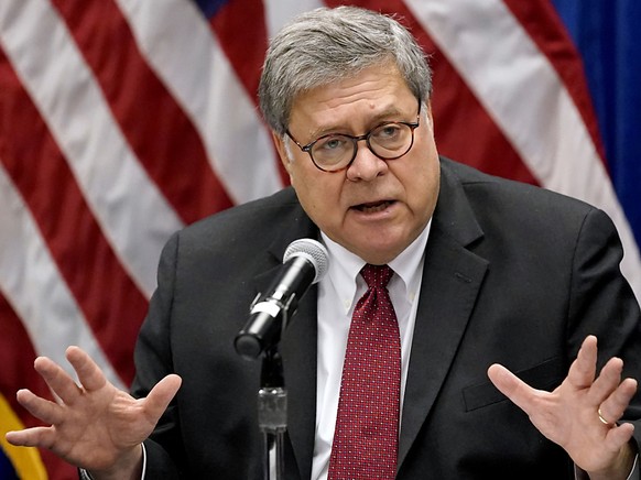 ARCHIV - William Barr bei einem Rundtischgespr�ch. Das US-Justizministerium hat nach Angaben von Minister Barr bislang keine Beweise f�r den von US-Pr�sident Trump behaupteten Wahlbetrug im gro�en Sti ...