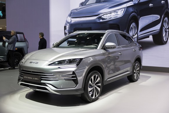 epa11182898 The New BYD Seal U DM-i hybrid electric is presented during media day of the 91st Geneva International Motor Show (GIMS) in Geneva, Switzerland, 26 February 2024. The motor show will open  ...