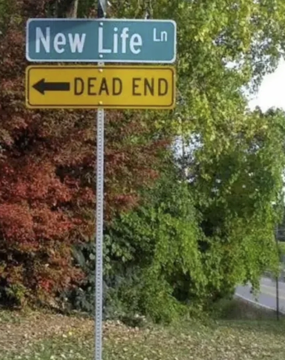 Lustige und verwirrende Schilder