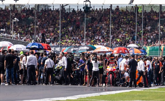 General view of the starting grid ahead of the 2019 GoPro British Grand Prix at Silverstone Circuit, Towcester, England on 25 August 2019. PUBLICATIONxNOTxINxUK Copyright: xChrisxBrownx PMI-3002-0052