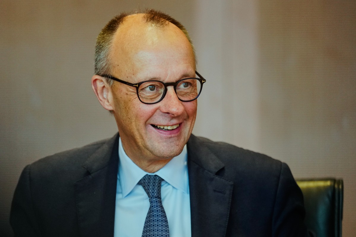 German Chancellor Friedrich Merz attends the cabinet meeting at the chancellery Berlin, Germany, Wednesday, Dec. 10, 2025. (AP Photo/Markus Schreiber)
Germany Politics