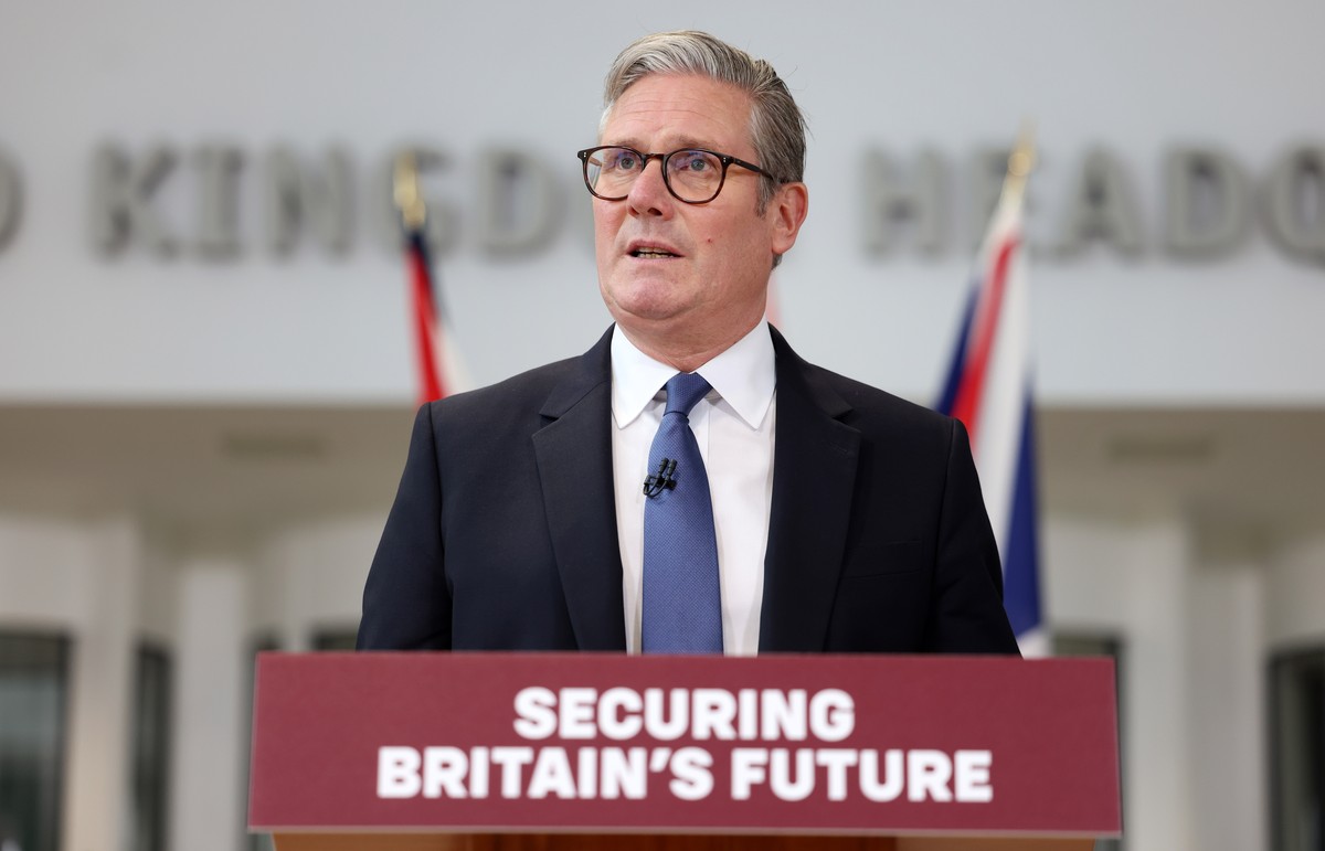 epa12125909 British Pirme Minister Keir Starmer speaks during a press conference at Northwood military base in west London, Britain, 22 May 2025. The UK government has announced plans to proceed with  ...
