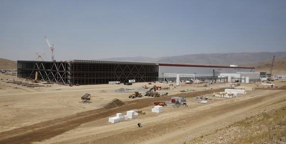 Für fünf Milliarden Dollar hat Tesla eine Batteriefabrik in der Wüste von Nevada hochgezogen.