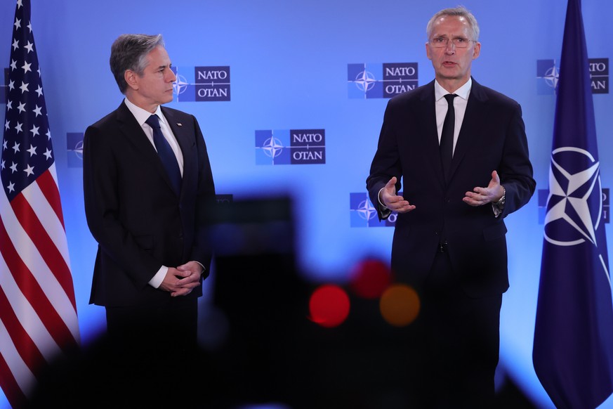 epa10999035 US Secretary of State Antony Blinken (L) and NATO Secretary General Jens Stoltenberg speak to the press at the beginning of a two-day Foreign Ministers Council in Brussels, Belgium, 28 Nov ...