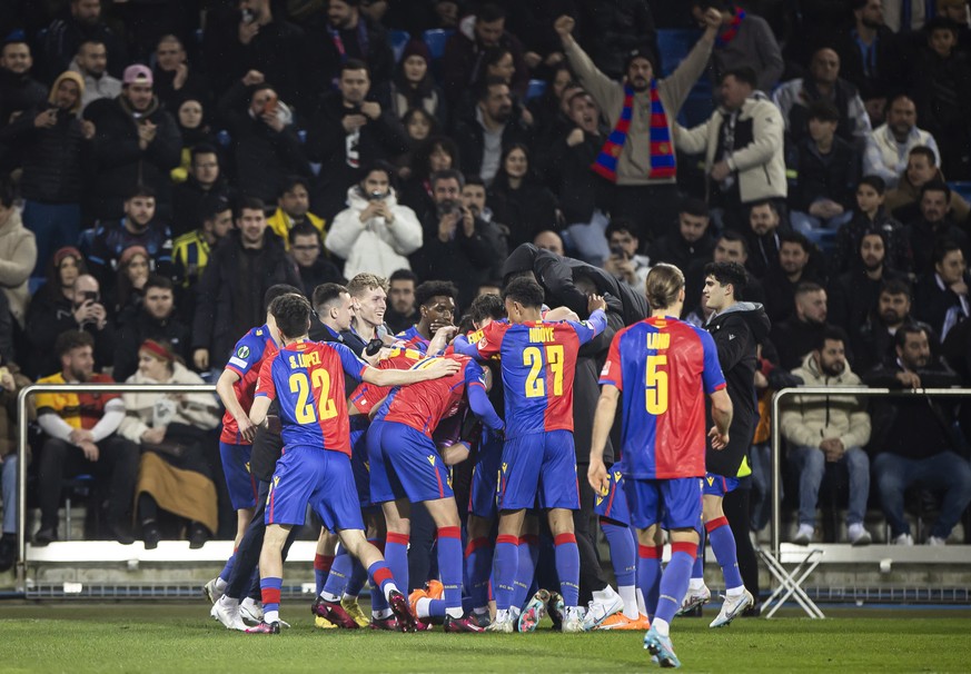 epa10486745 Basel&#039;s players celebrate after Andi Zeqiri scored the second goal during the UEFA Europa Conference League play-off second leg soccer match between Switzerland&#039;s FC Basel 1893 a ...