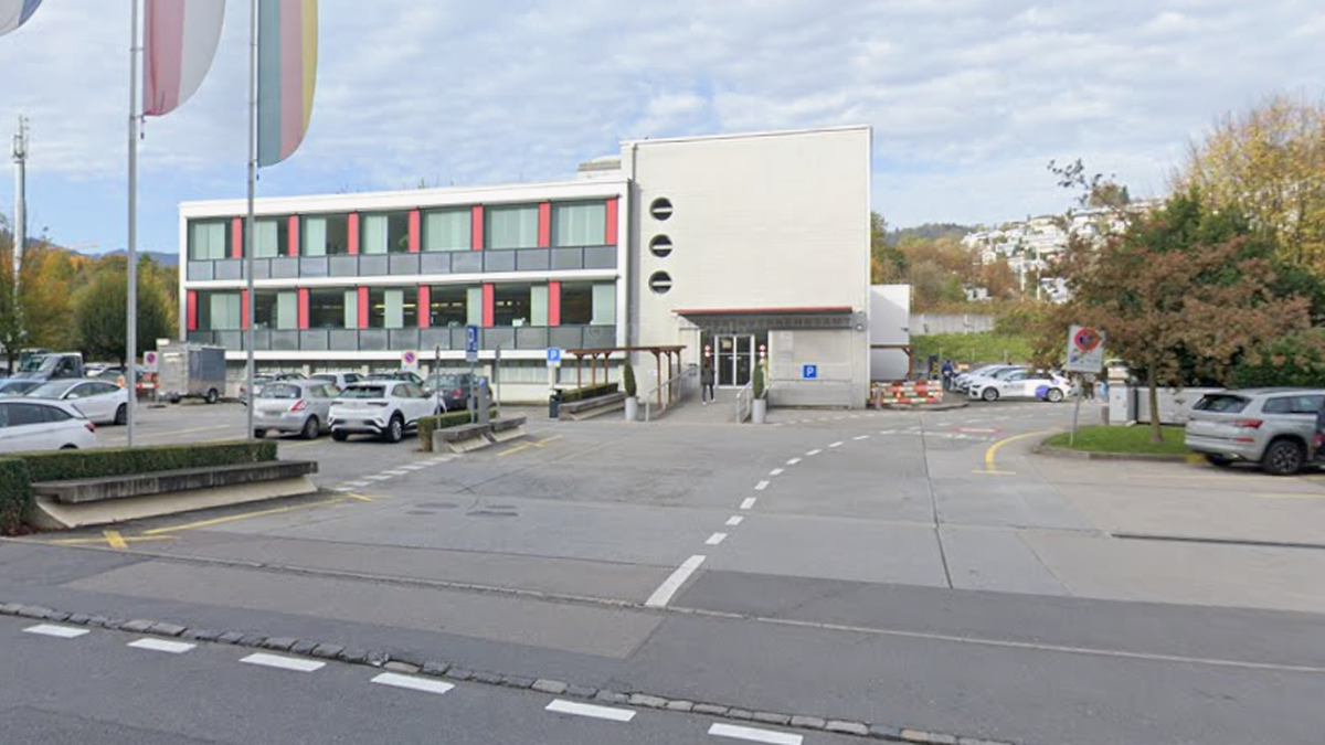 Luzerner Polizei kontrolliert 17 Reisecars – und zieht 4 aus