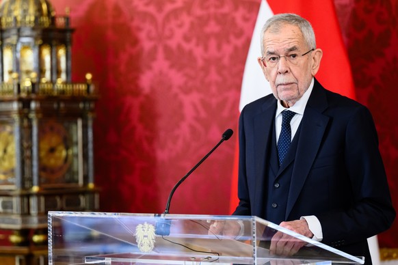 epa11809172 Austrian Federal President Alexander Van der Bellen holds a press conference after a meeting with the chairman of the Freedom Party of Austria (FPOe), in Vienna, Austria, 06 January 2025.  ...
