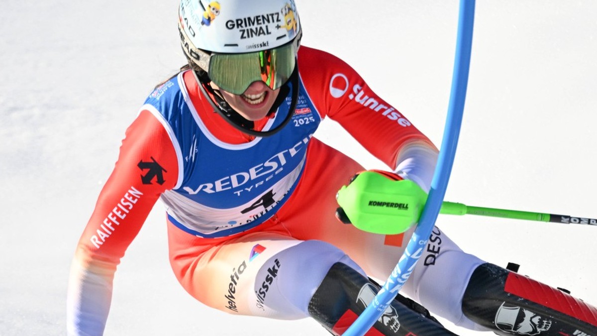 Audi FIS Alpine World Ski Championships - Women s Slalom SAALBACH-HINTERGLEMM, AUSTRIA - FEBRUARY 15: Camille Rast of Switzerland competes in her first run of Women s Slalom during the Audi FIS Alpine ...
