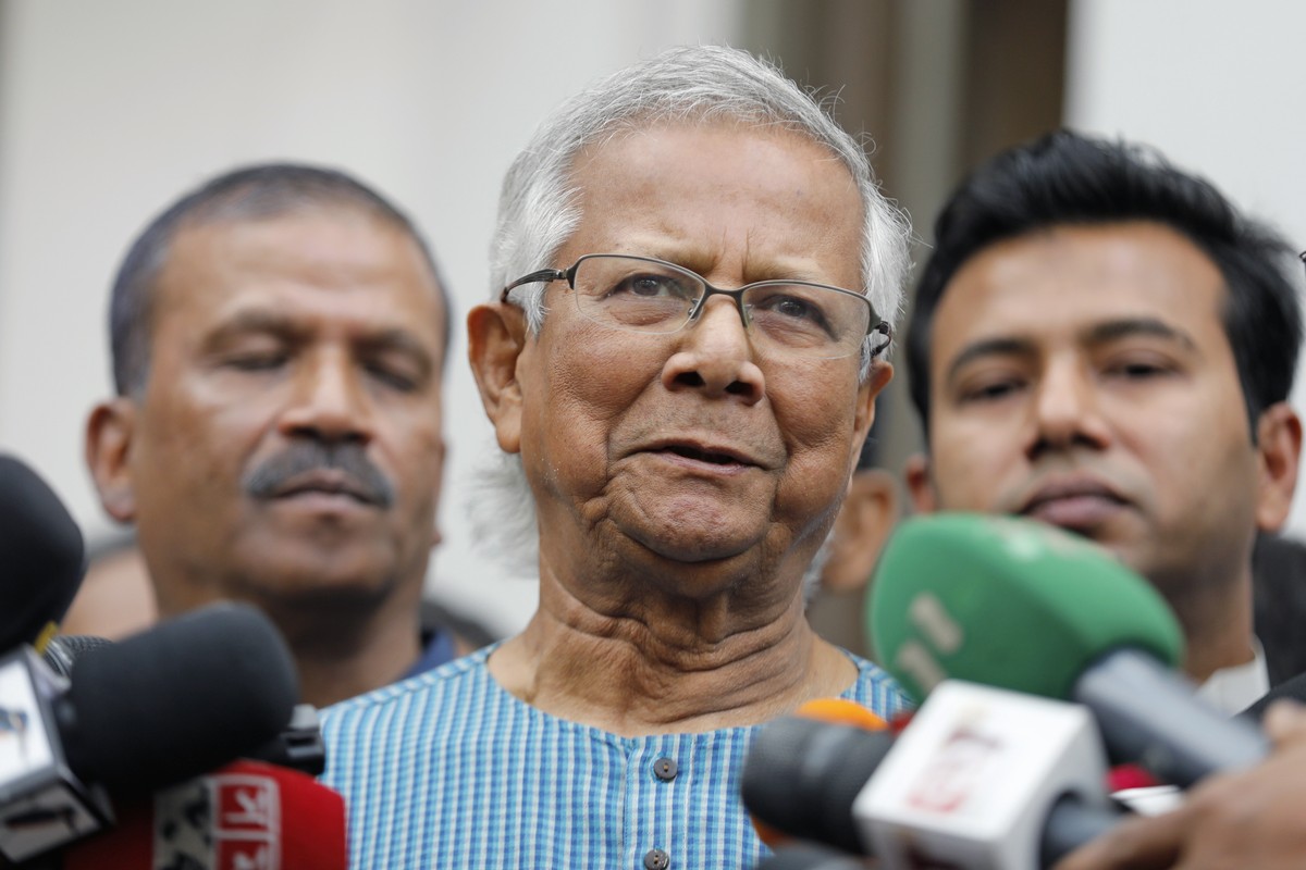 FILE- Nobel laureate Muhammad Yunus speaks to the media after he was granted bail by a court in an embezzlement case, in Dhaka, Bangladesh, Sunday, March 3, 2024. (AP Photo/Mahmud Hossain Opu, File)
M ...