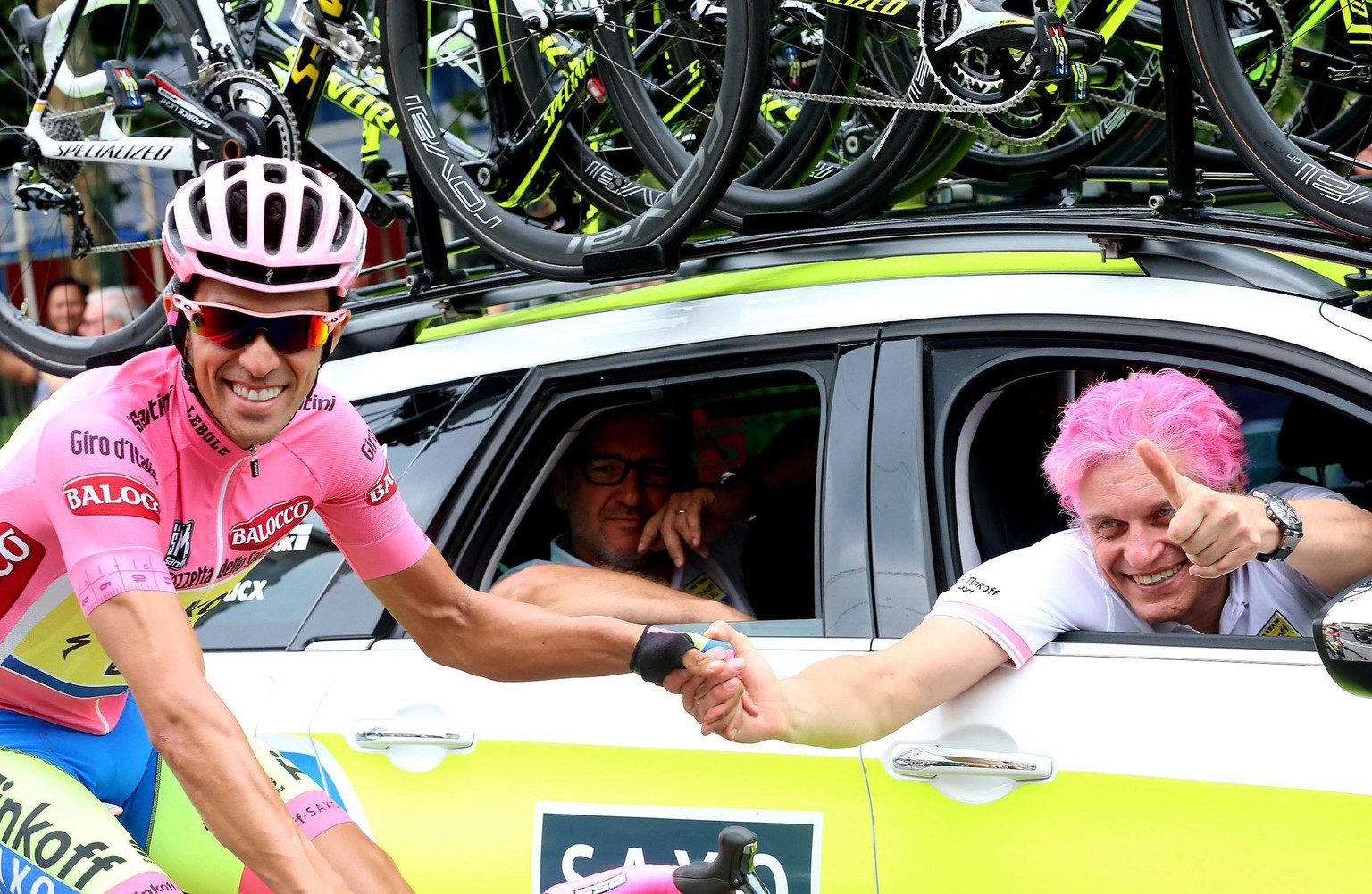 Lockere Stimmung auf der Schlussetappe: Alberto Contador gewinnt den Giro d'Italia.