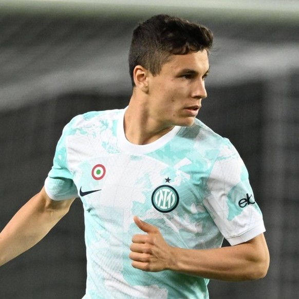 Mattia Zanotti Inter during the Italian Serie A match between Hellas Verona 0-6 Inter at Marcantonio Bentegodi Stadium on May 03, 2023 in Verona, Italy. Noxthirdxpartyxsales PUBLICATIONxNOTxINxJPN 217 ...