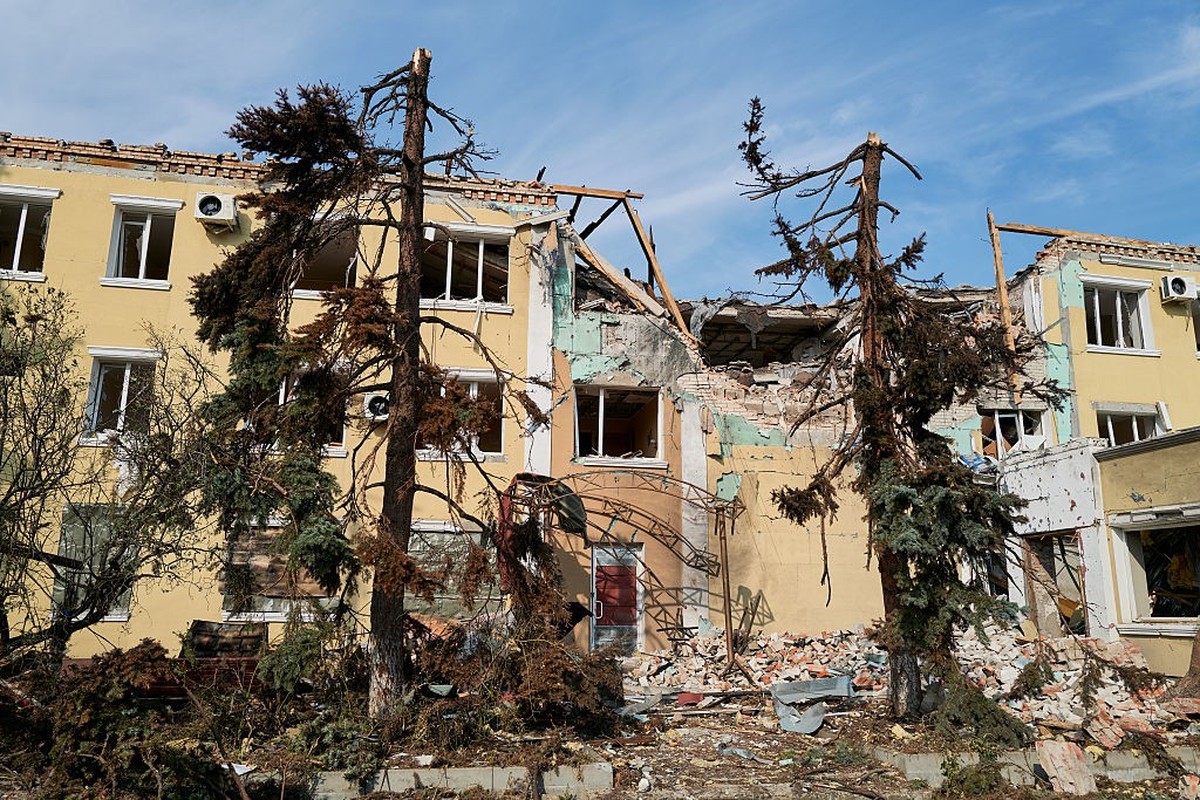 SLOVIANSK, UKRAINE - AUGUST 8: The iconic Hotel Sloviansk, once a refuge for media professionals at the start of the Donbas war in 2014, was struck by Russian forces a week ago on August 8, 2025 in Sl ...