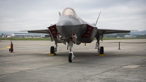 ARCHIVBILD ZUR BEREINIGUNG DER VERTRAEGE FUER DEN F-35 MIT DER US-REGIERUNG --- A Lockheed Martin F-35A fighter jet is pictured prior to a takeoff during a test and evaluation day at the Swiss Army ai ...