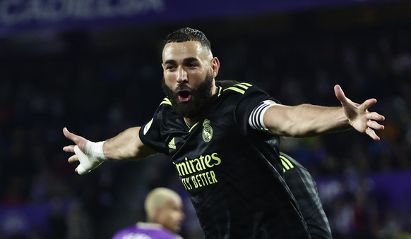 Real Madrid&#039;s Karim Benzema celebrates after scoring his side&#039;s second goal during a Spanish La Liga soccer match between Valladolid and Real Madrid at the Jose Zorrilla stadium in Valladoli ...