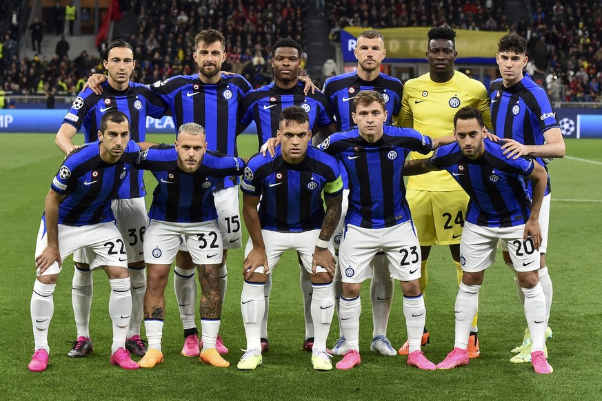 FC Internazionale players pose for a team photo during the Uefa Champions League football match between AC Milan and FC Internazionale at San Siro stadium in Milan Italy, May 10th 2023. andreaxstaccio ...